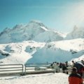 a backpacking travel to europe R002-025