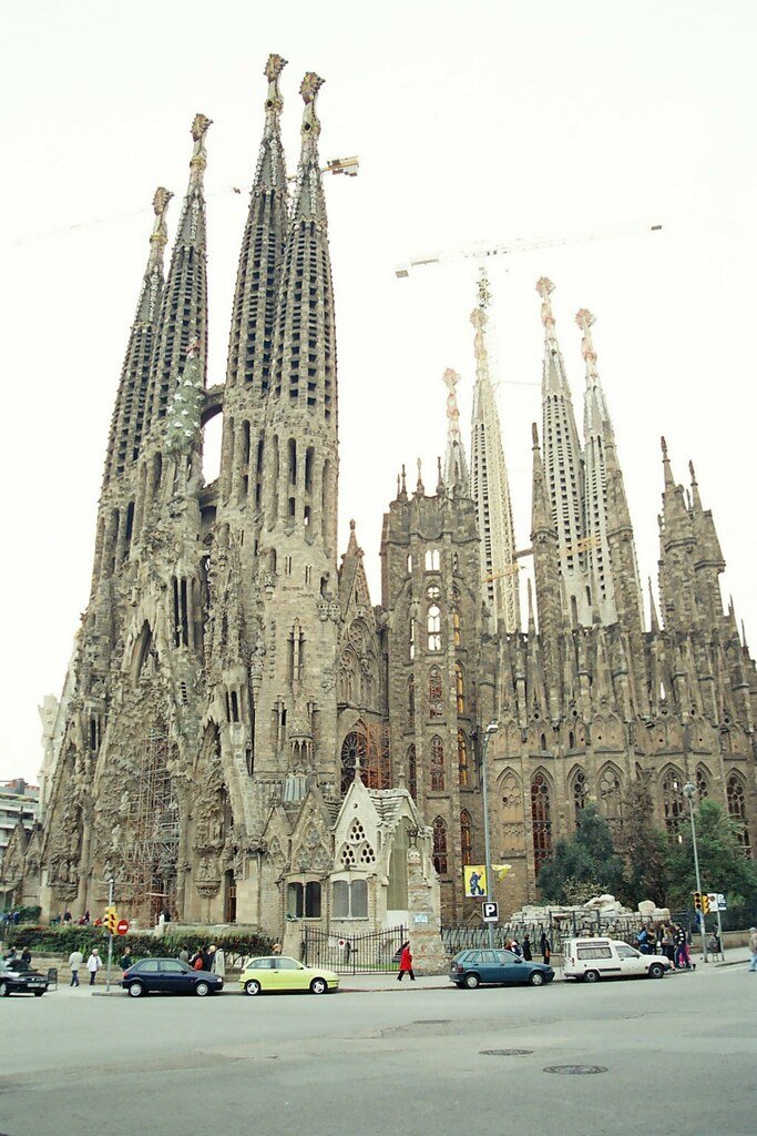 a backpacking travel to europe R011-018